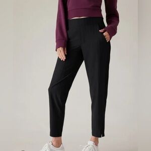 Athleta mid rise ankle pant